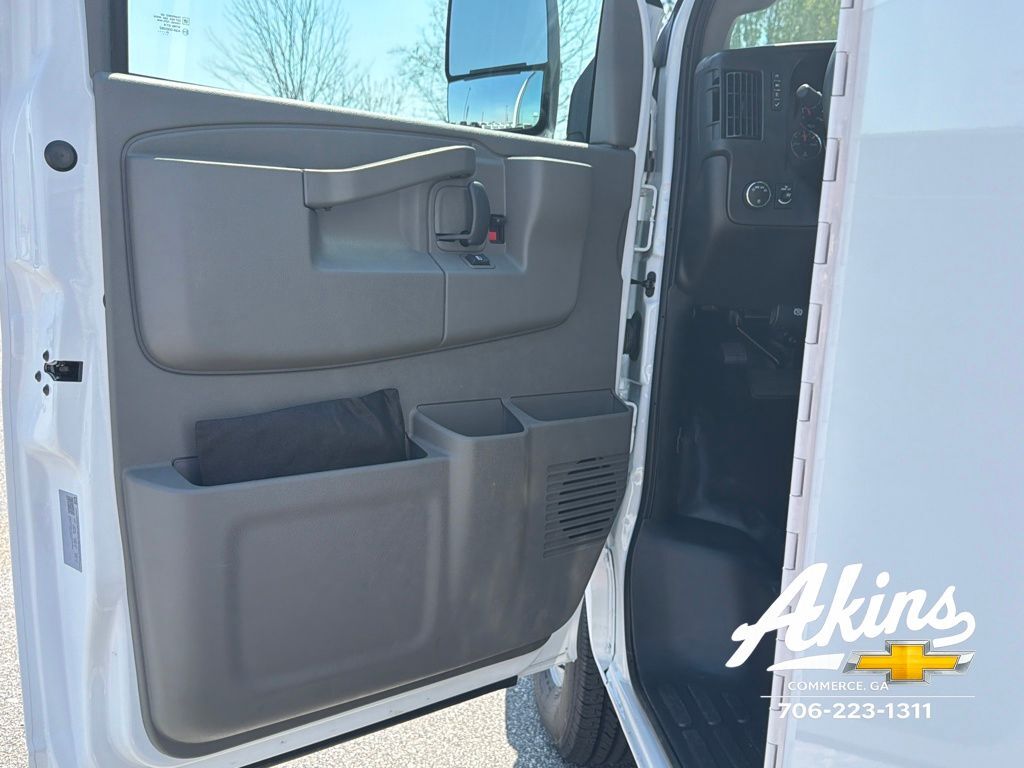 2026 Chevrolet Express 3500 Work Van Commerce GA