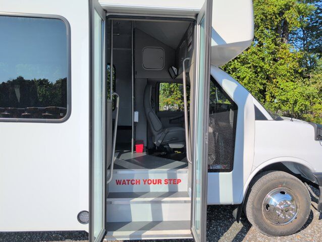 2026 Chevrolet HLE HLE COACH Johnstown NY