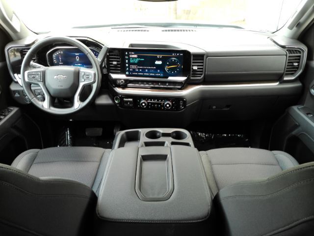 2026 Chevrolet Silverado 1500 4WD Crew Cab Short Bed RST
