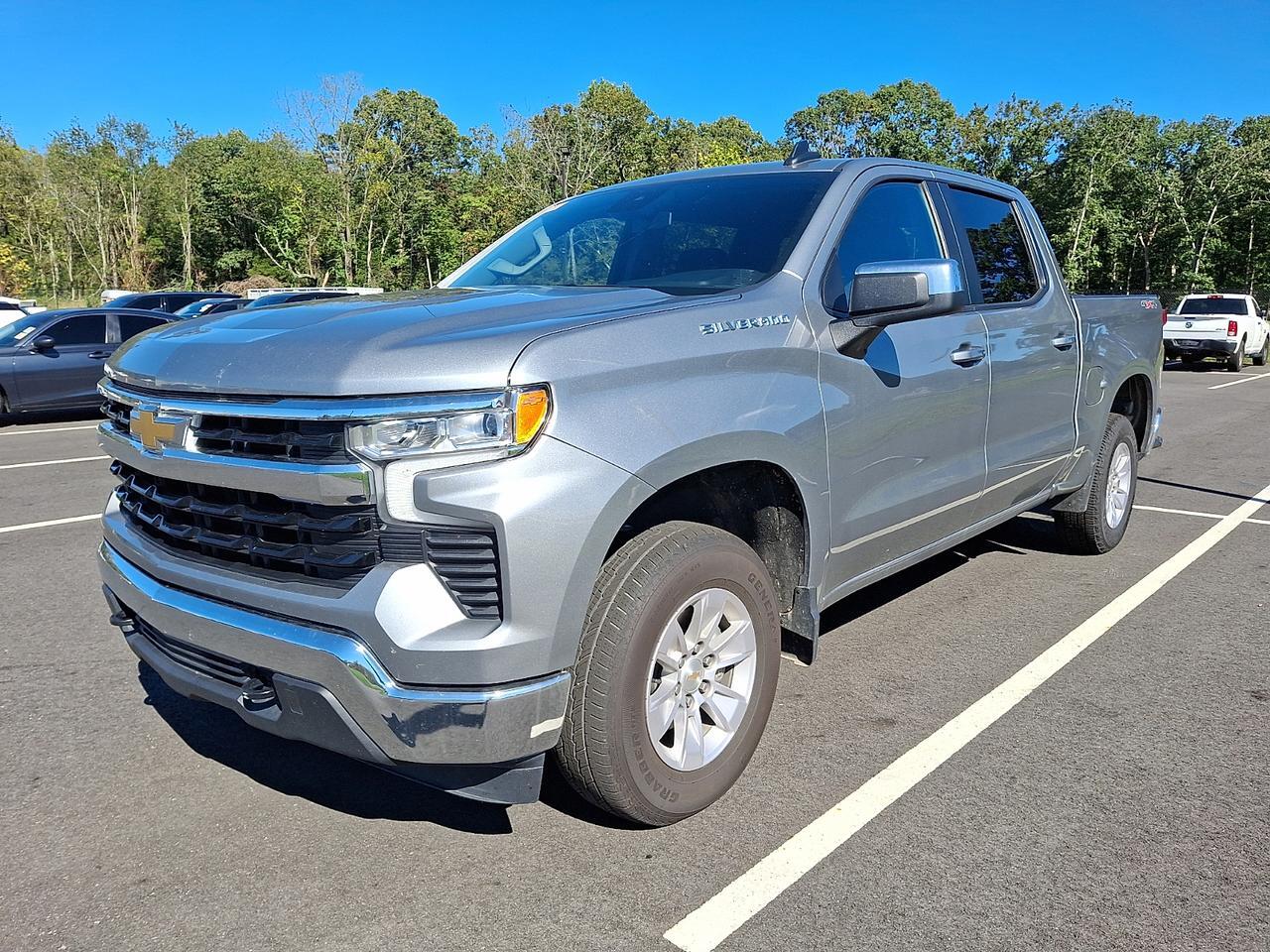 2026 Chevrolet Silverado 1500 4WD Crew Cab Standard Bed LT
