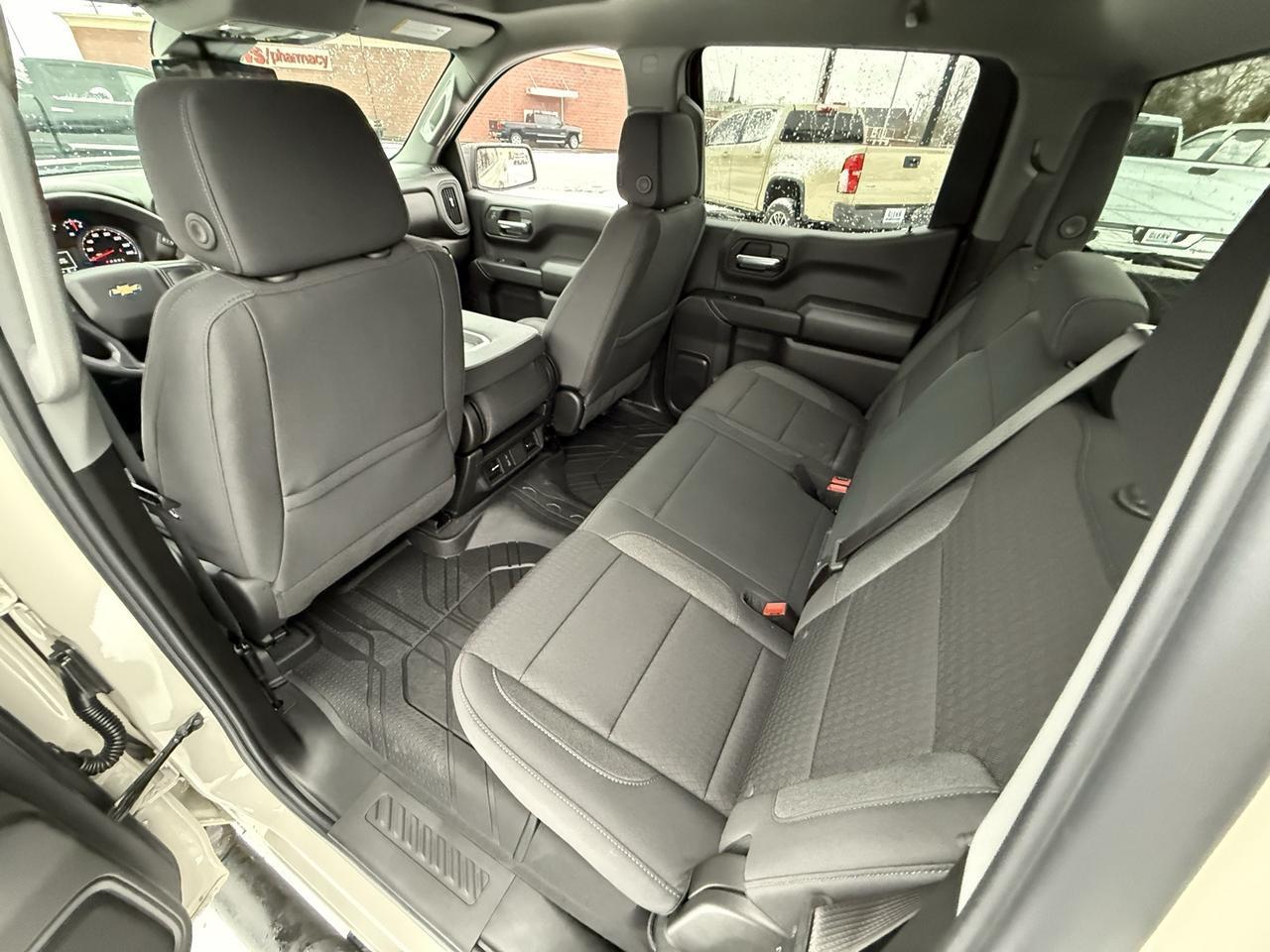 2026 Chevrolet Silverado 1500 Custom Crestwood KY