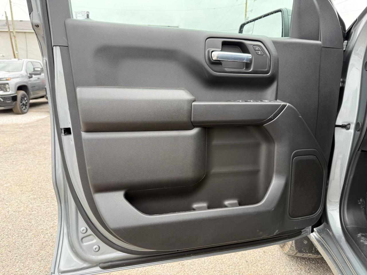 2026 Chevrolet Silverado 1500 Custom Crestwood KY
