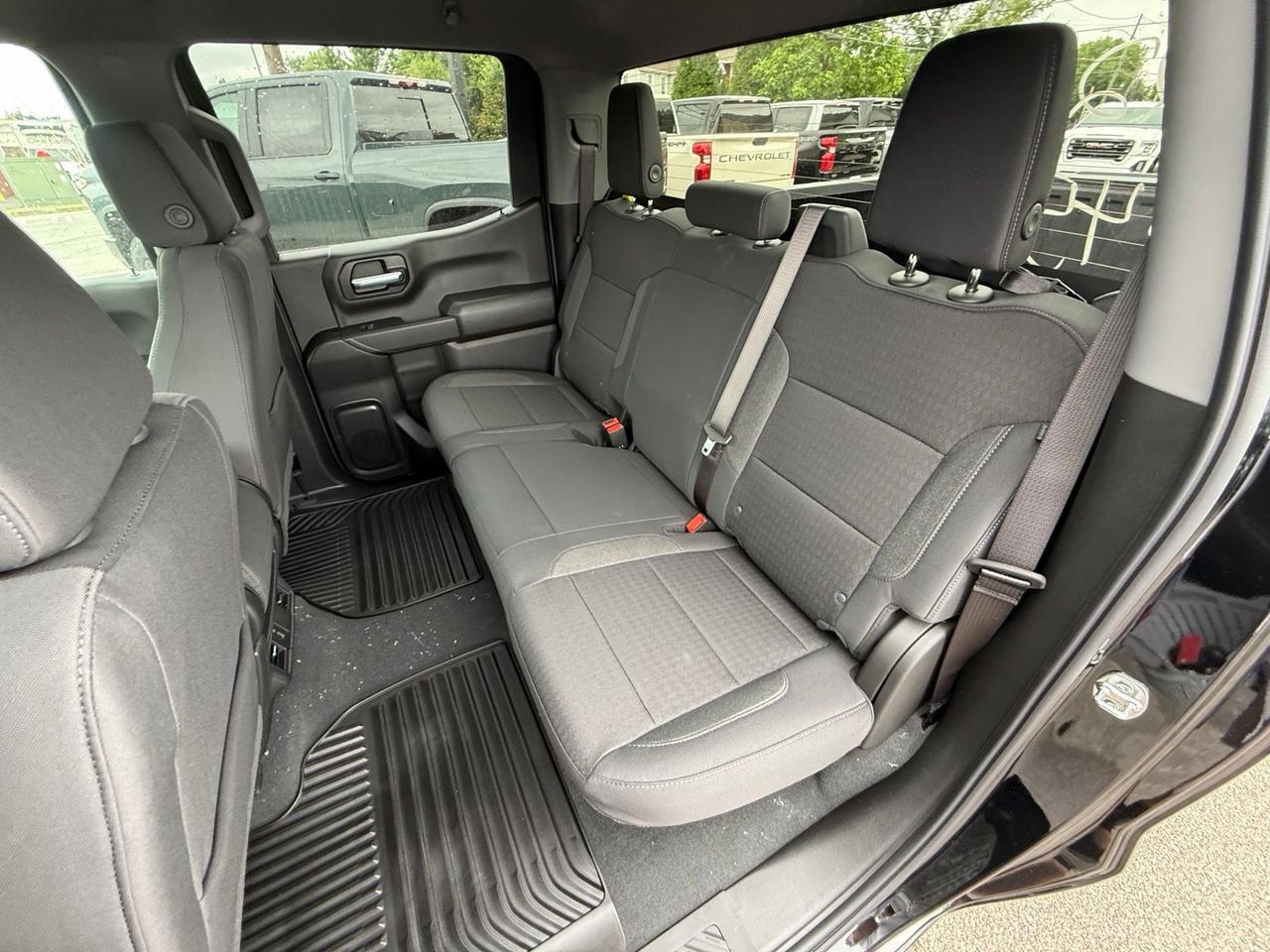 2026 Chevrolet Silverado 1500 Custom Crestwood KY
