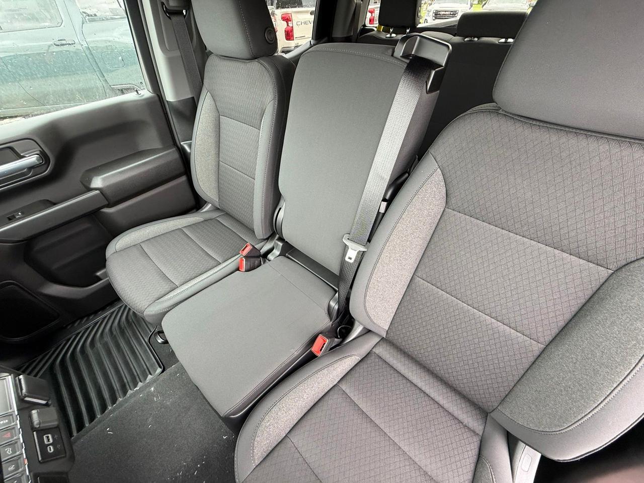 2026 Chevrolet Silverado 1500 Custom Crestwood KY