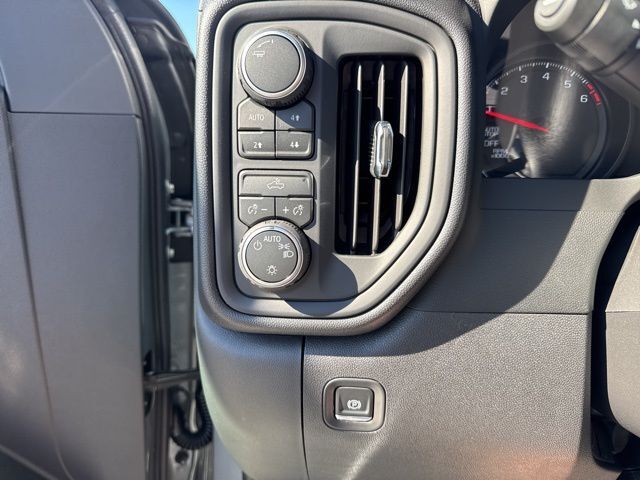 2026 Chevrolet Silverado 1500 Custom Trail Boss Kerrville TX