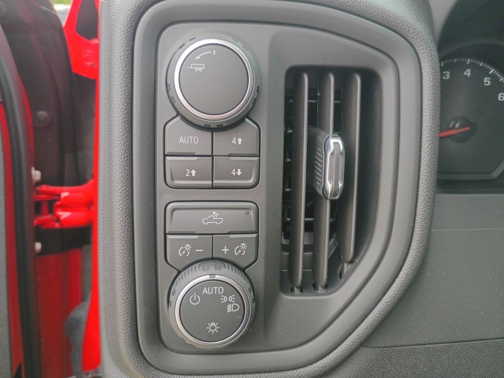 2026 Chevrolet Silverado 1500 Custom Trail Boss Fredericksburg WA