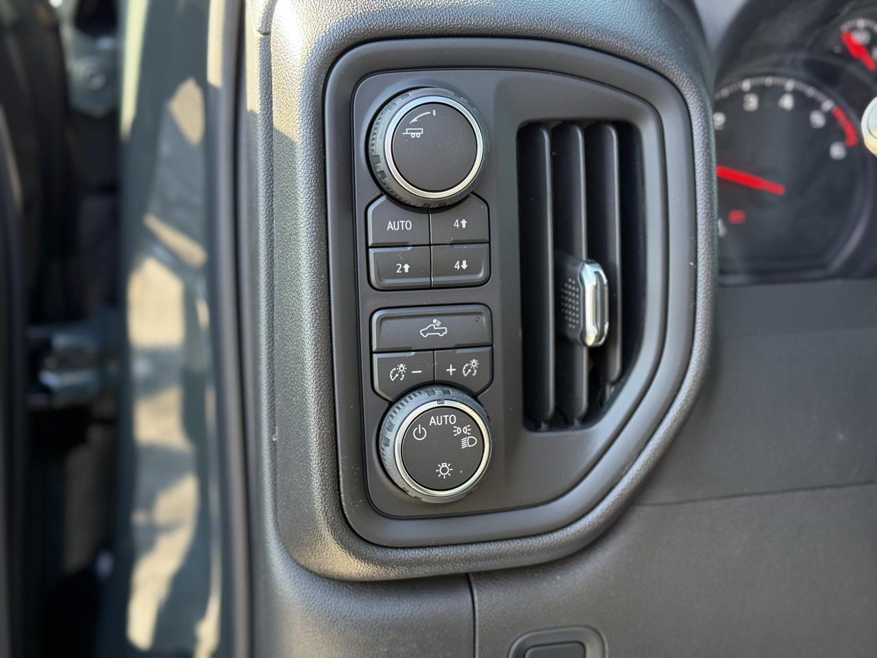 2026 Chevrolet Silverado 1500 Custom Trail Boss Crestwood KY