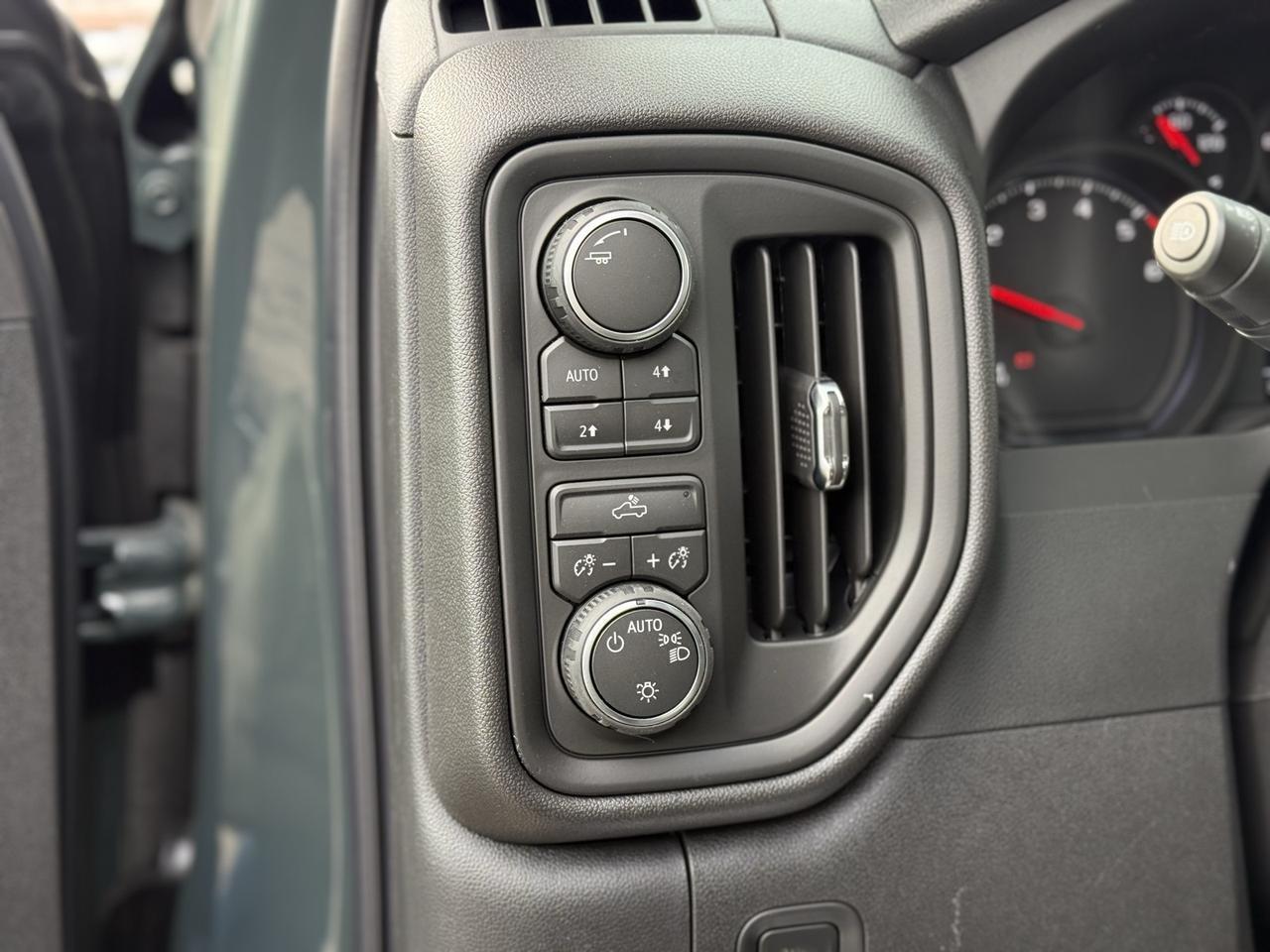 2026 Chevrolet Silverado 1500 Custom Trail Boss Crestwood KY