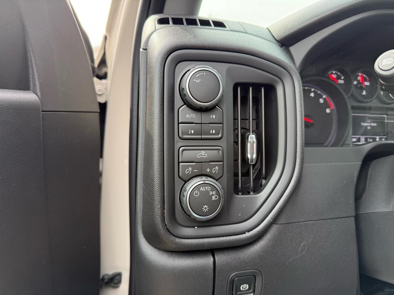 2026 Chevrolet Silverado 1500 Custom Trail Boss Crestwood KY