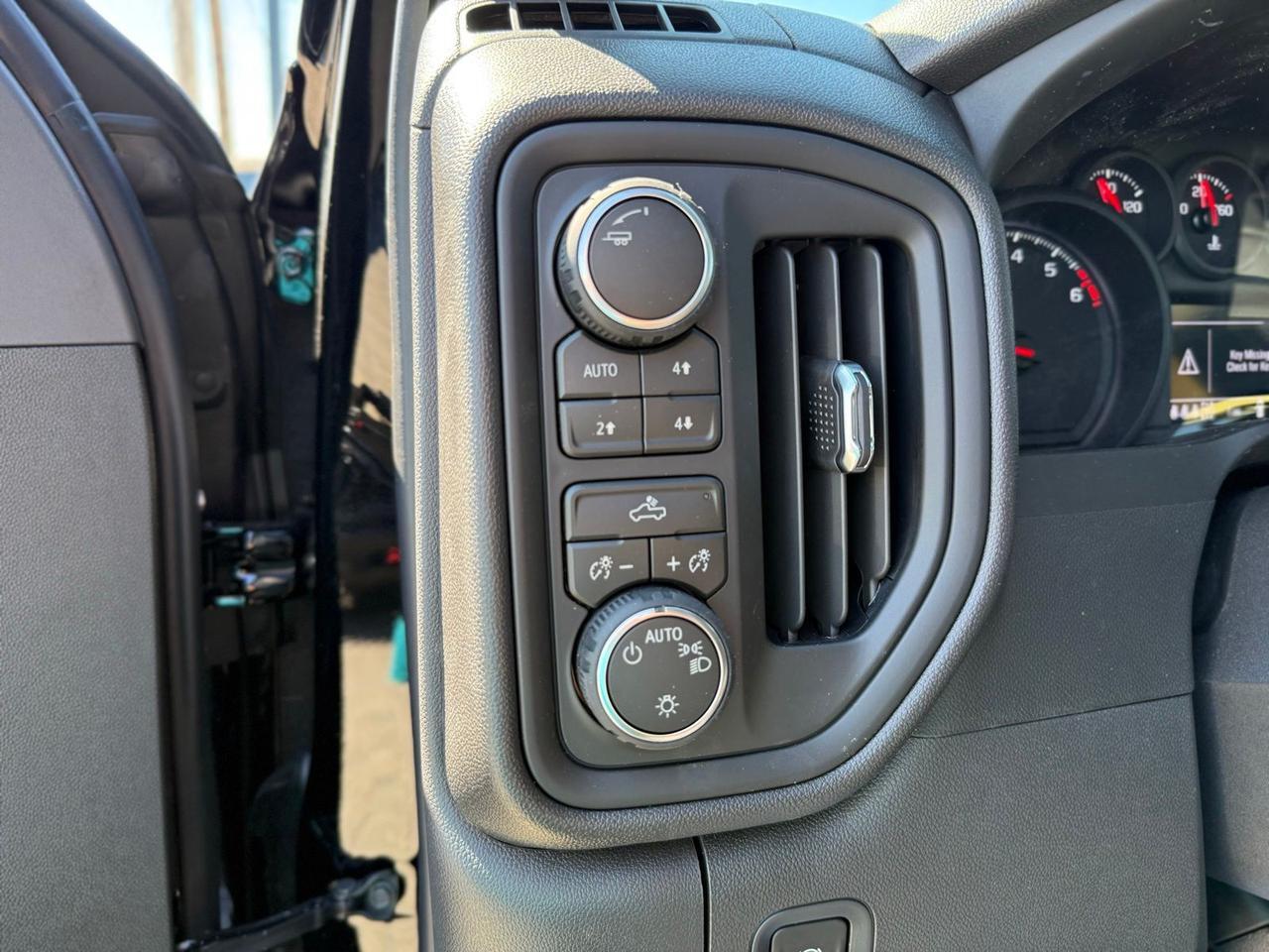 2026 Chevrolet Silverado 1500 Custom Trail Boss Crestwood KY