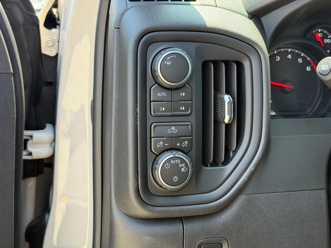2026 Chevrolet Silverado 1500 Custom Trail Boss Crestwood KY