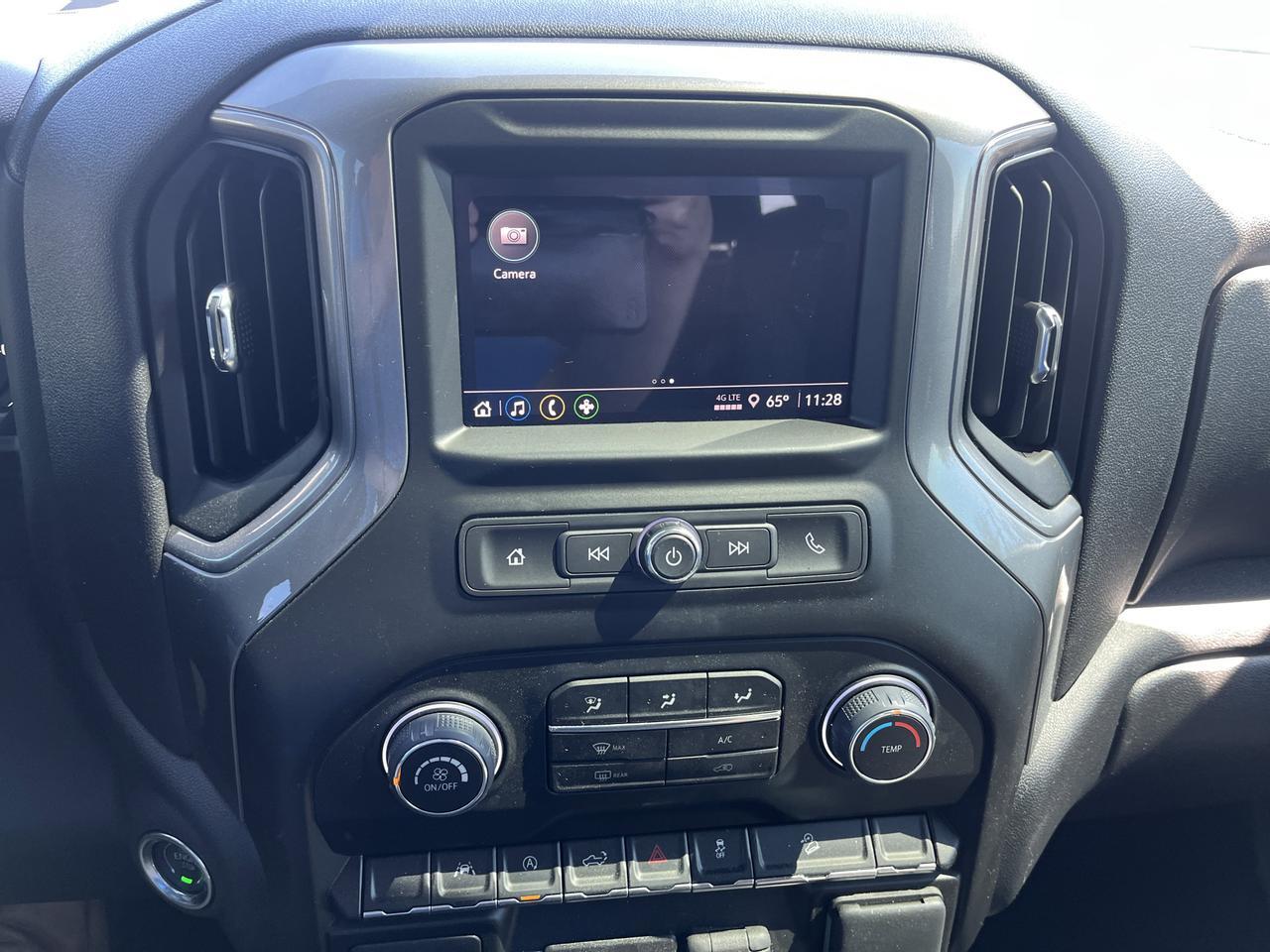 2026 Chevrolet Silverado 1500 Custom Trail Boss Crew Cab 4WD 3.0L DuramaxDiesel MidnightEdition w/Spray-OnBedliner BlackAssistStps Saukville WI