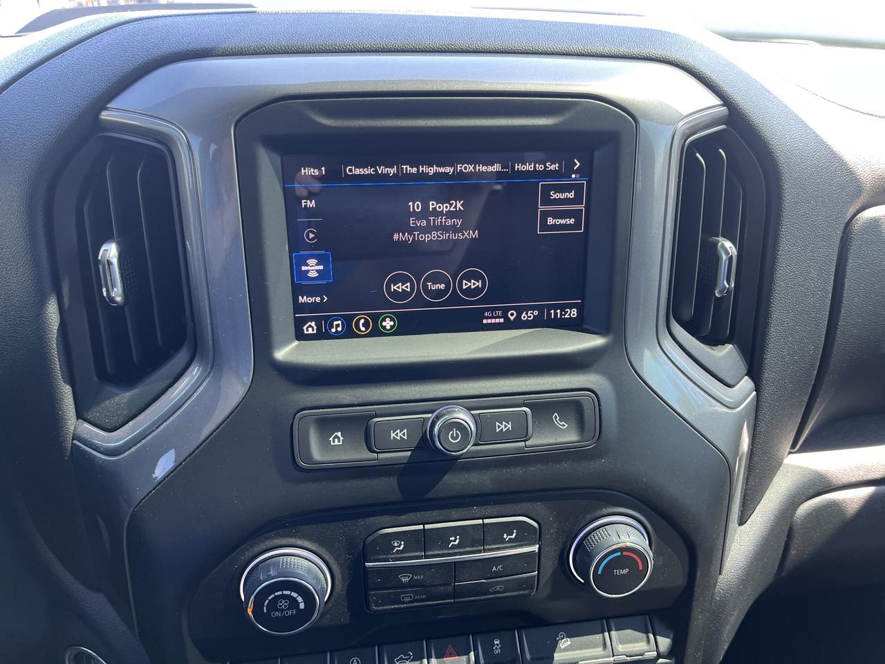 2026 Chevrolet Silverado 1500 Custom Trail Boss Crew Cab 4WD 3.0L DuramaxDiesel MidnightEdition w/Spray-OnBedliner BlackAssistStps Saukville WI