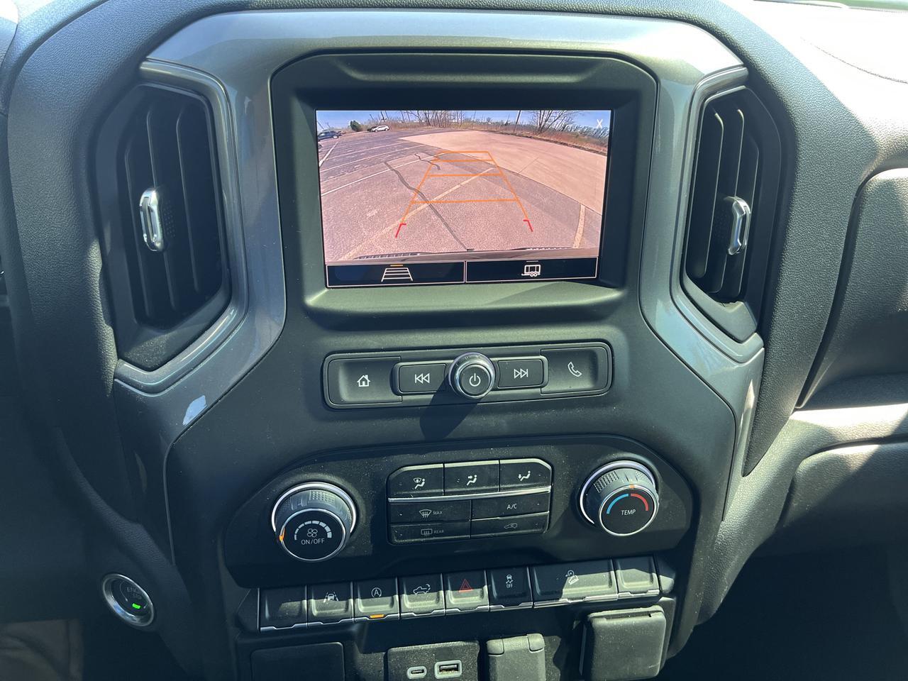 2026 Chevrolet Silverado 1500 Custom Trail Boss Crew Cab 4WD 3.0L DuramaxDiesel MidnightEdition w/Spray-OnBedliner BlackAssistStps Saukville WI