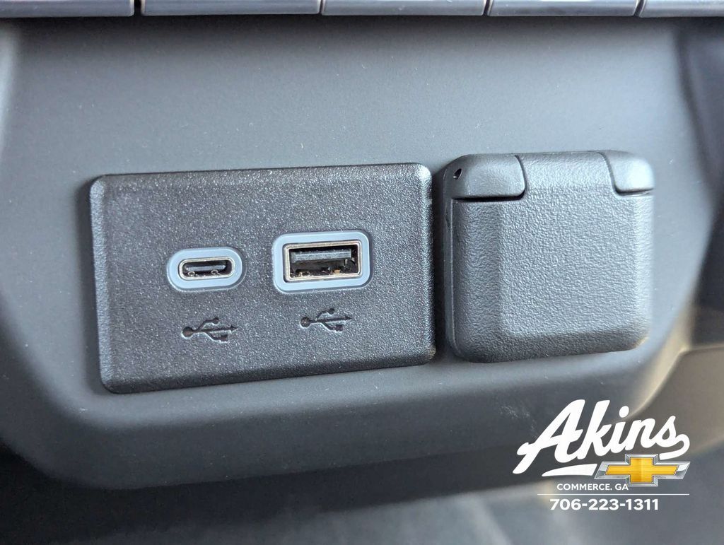 2026 Chevrolet Silverado 1500 Custom Trail Boss Commerce GA