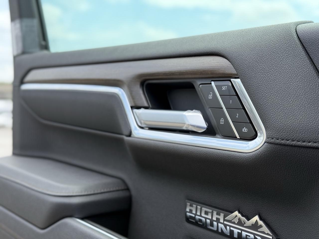 2026 Chevrolet Silverado 1500 High Country Crestwood KY