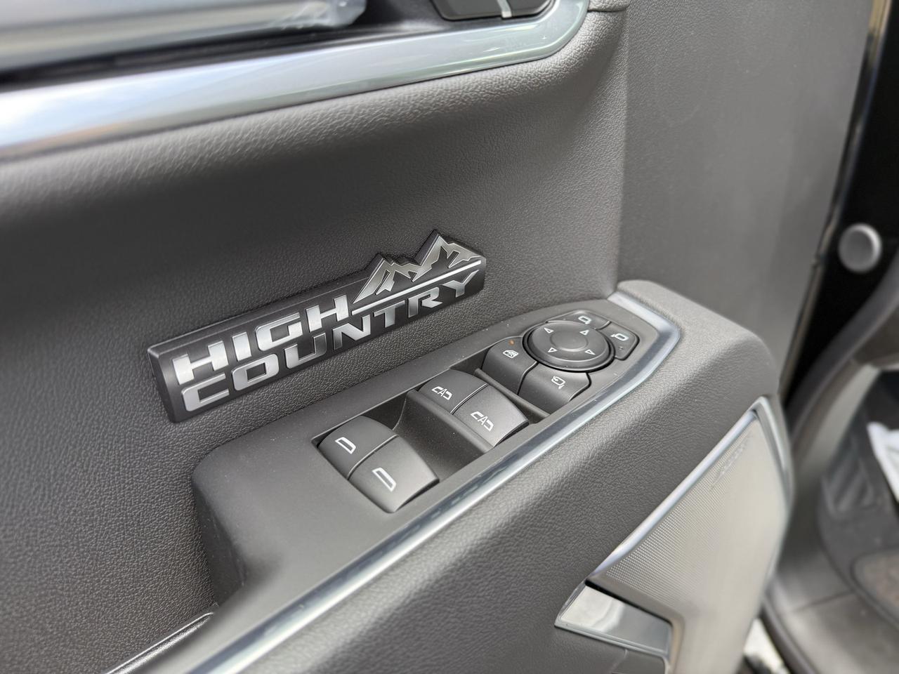 2026 Chevrolet Silverado 1500 High Country Crestwood KY