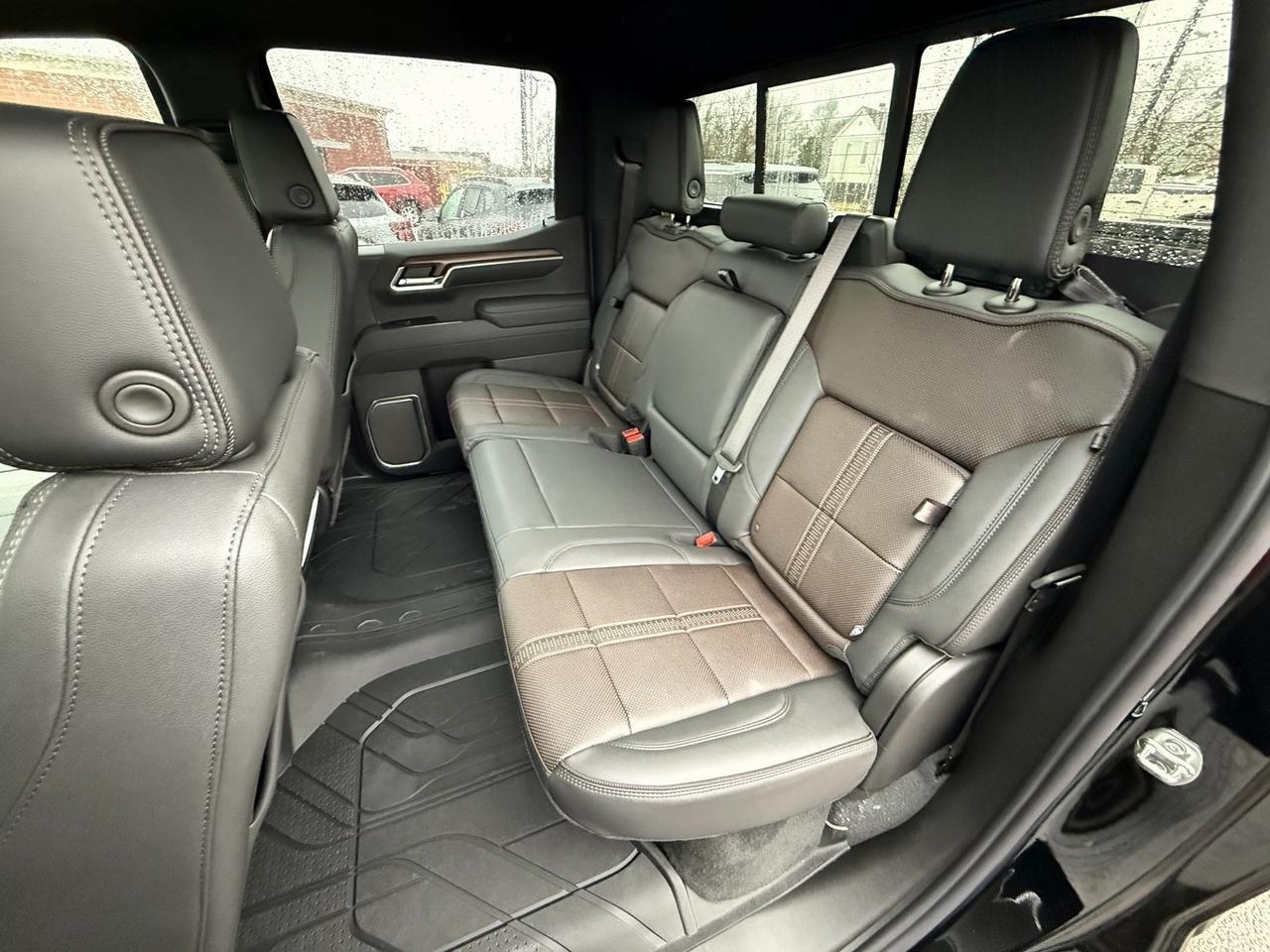 2026 Chevrolet Silverado 1500 High Country Crestwood KY