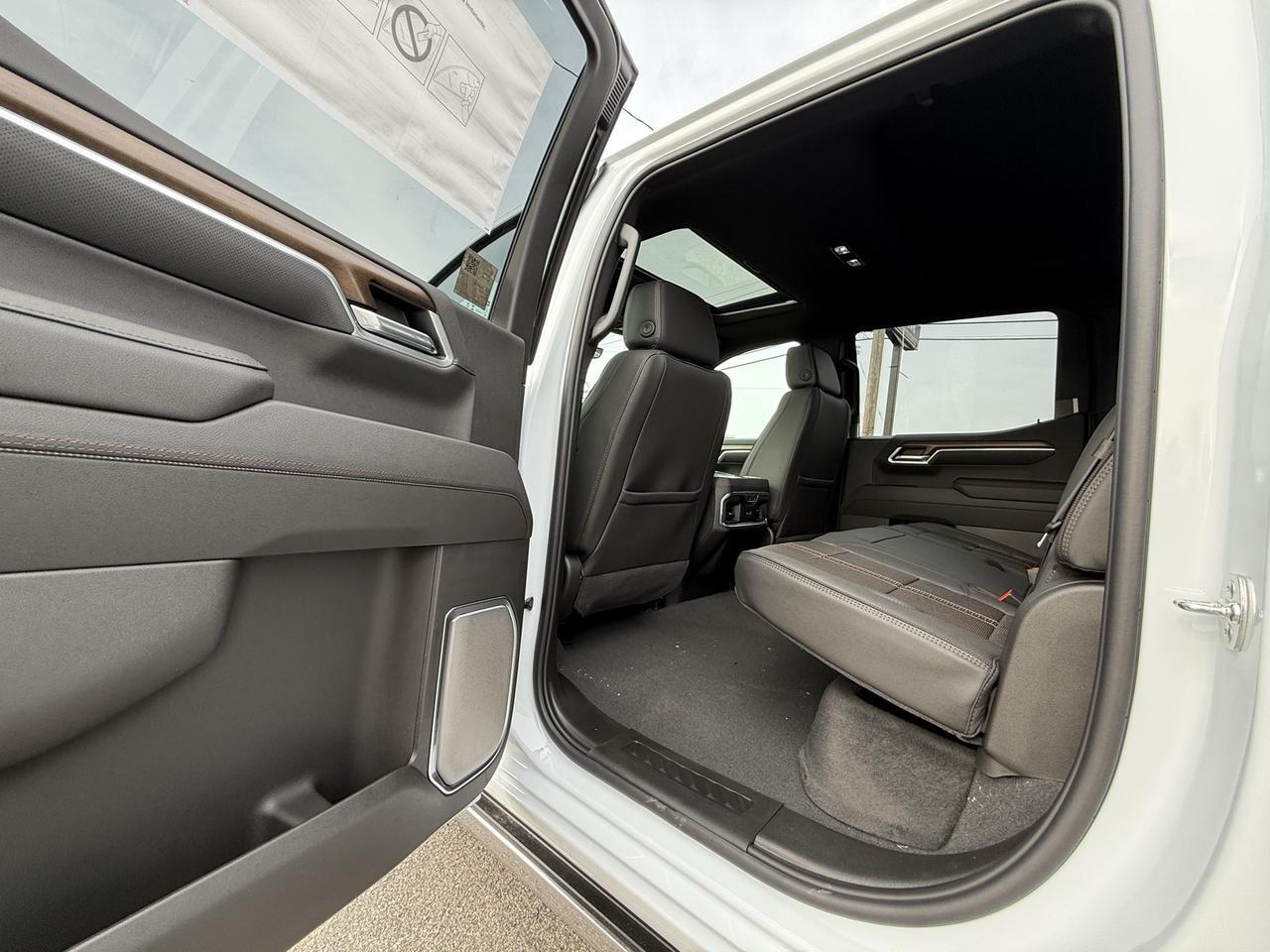 2026 Chevrolet Silverado 1500 High Country Crestwood KY