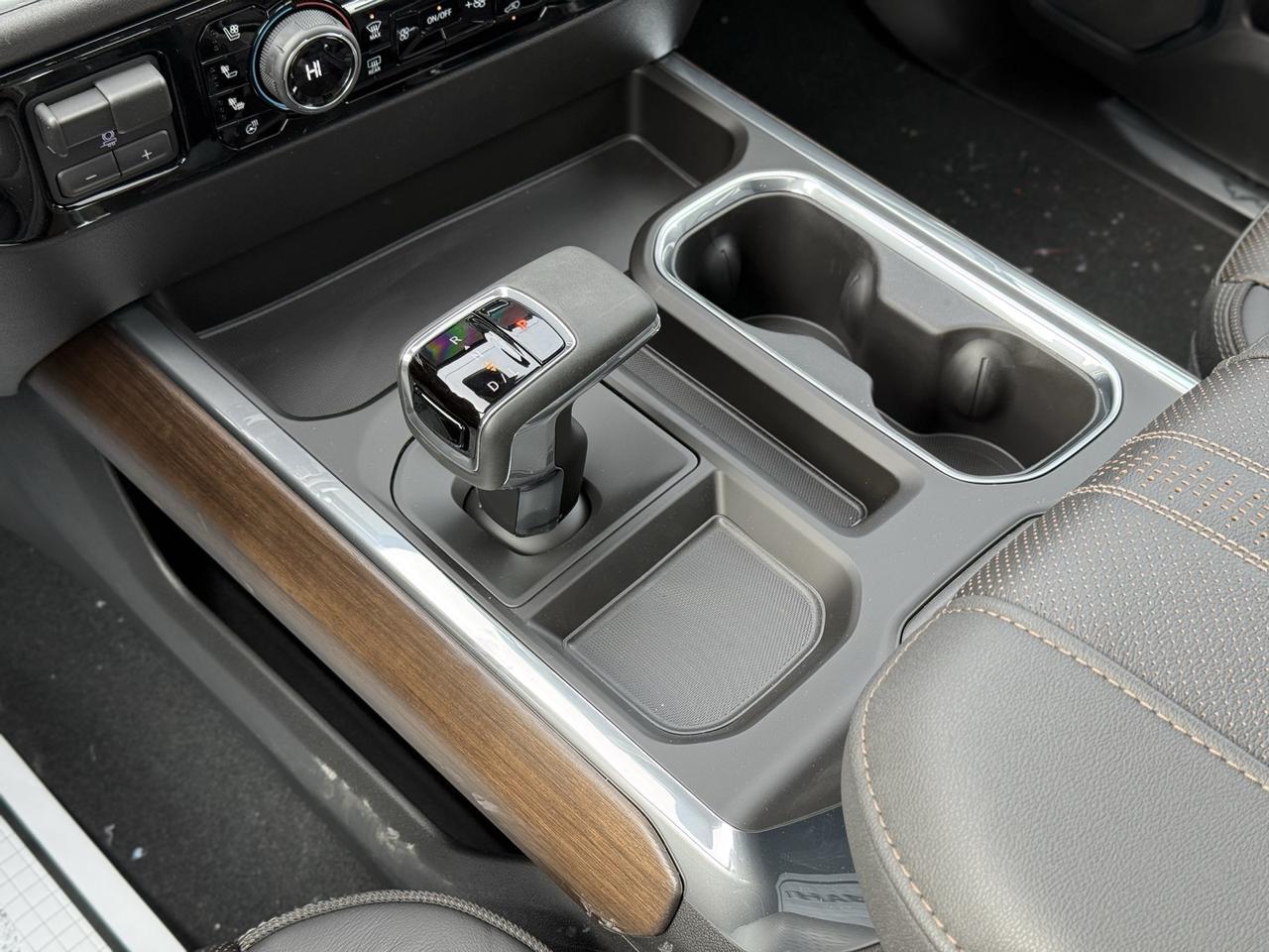 2026 Chevrolet Silverado 1500 High Country Crestwood KY