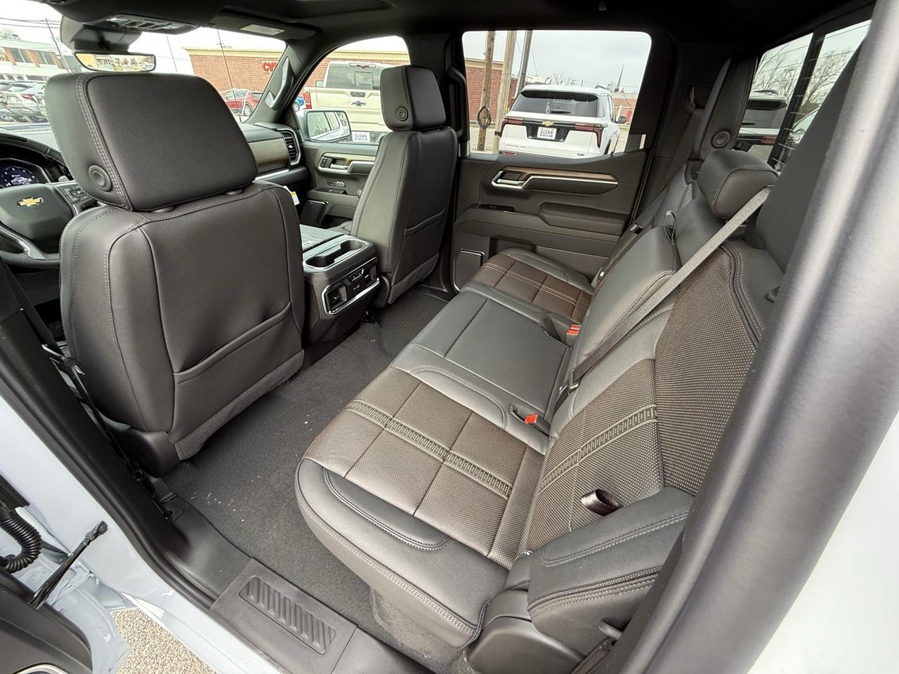 2026 Chevrolet Silverado 1500 High Country Crestwood KY