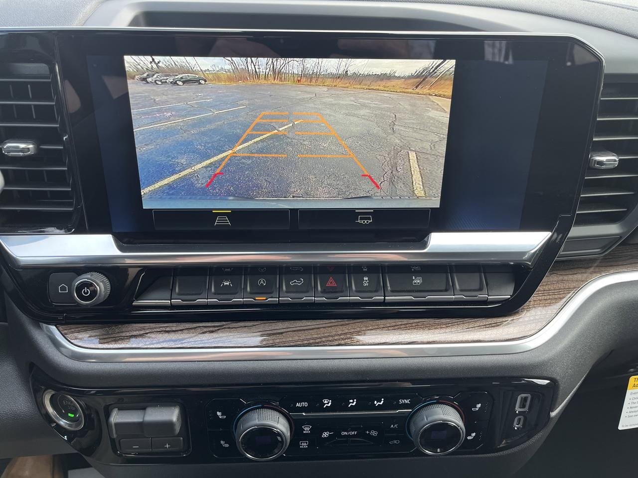 2026 Chevrolet Silverado 1500 LT Crew Cab 4WD w/20s All-TerrainTires HtdSeats HtdSteeringWheel RemoteStart HD-RearCamera Saukville WI