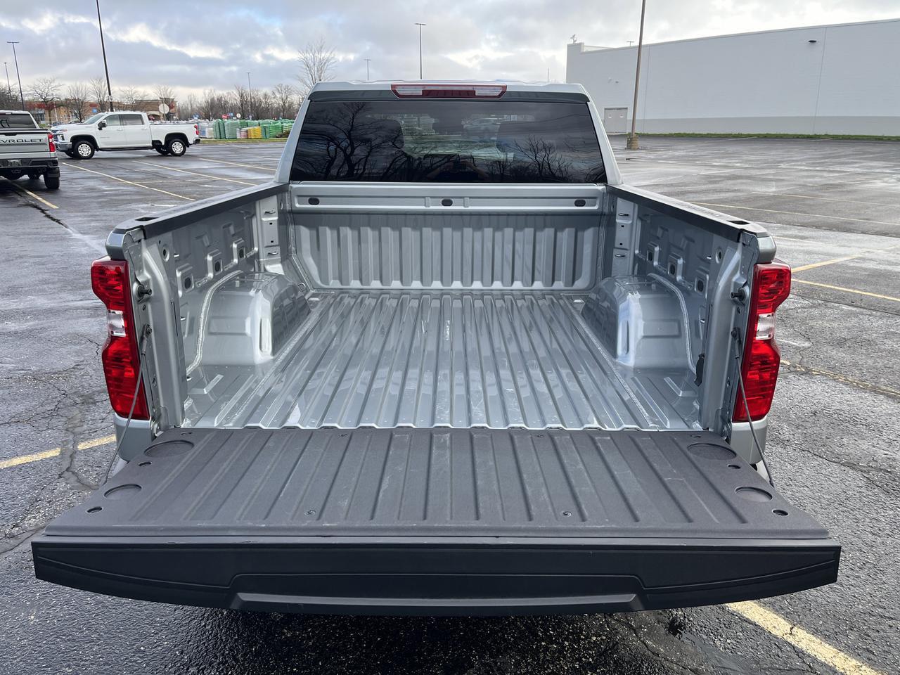 2026 Chevrolet Silverado 1500 LT Crew Cab 4WD w/20s All-TerrainTires HtdSeats HtdSteeringWheel RemoteStart HD-RearCamera Saukville WI