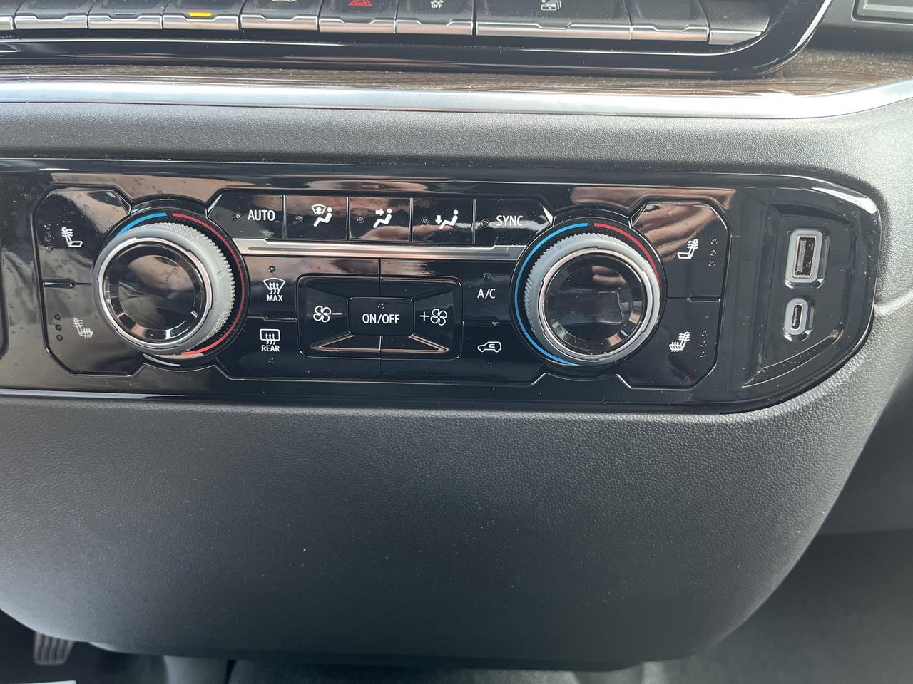 2026 Chevrolet Silverado 1500 LT Crew Cab 4WD w/20s All-TerrainTires HtdSeats HtdSteeringWheel RemoteStart HD-RearCamera Saukville WI