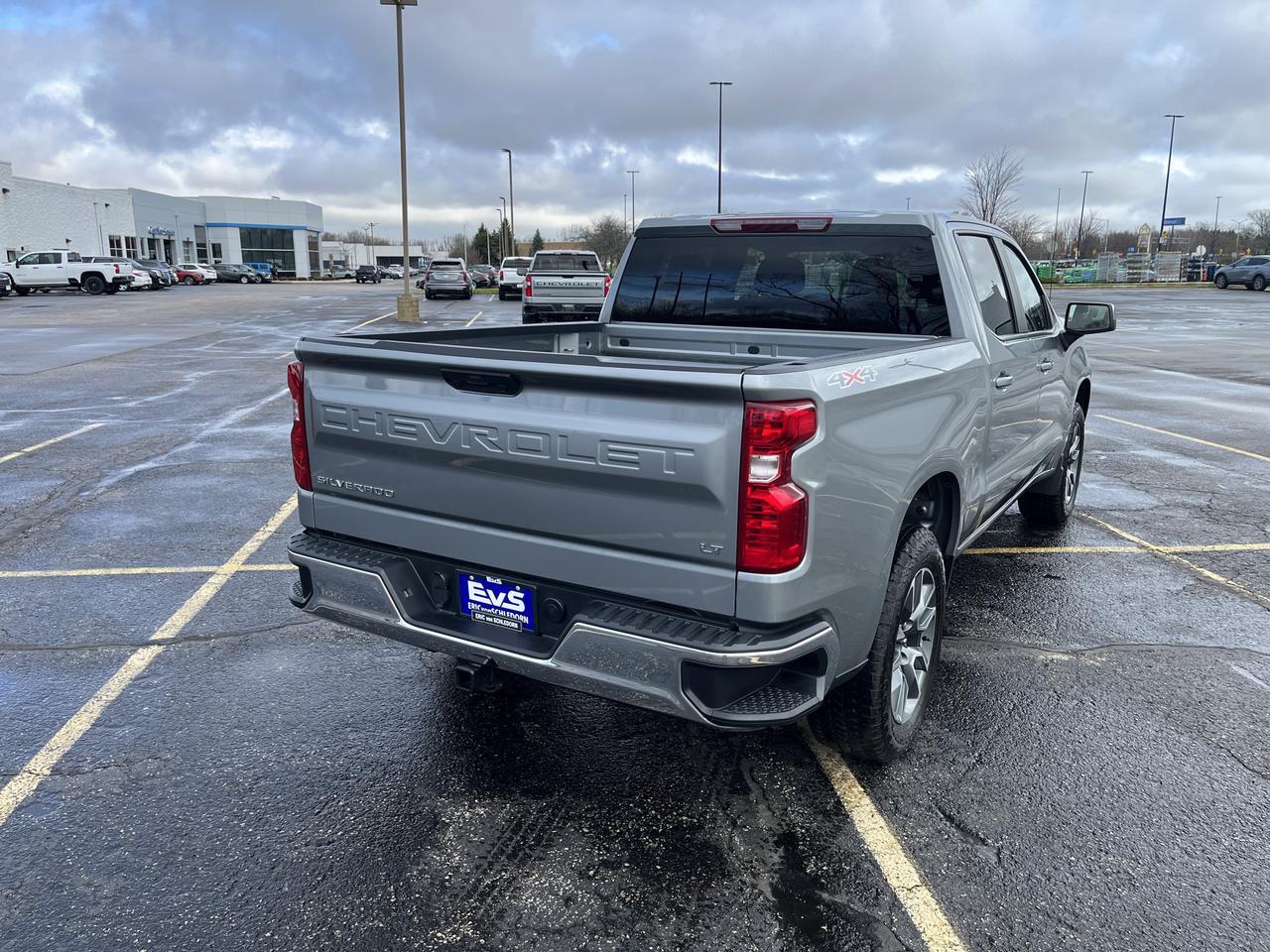 2026 Chevrolet Silverado 1500 LT Crew Cab 4WD w/20s All-TerrainTires HtdSeats HtdSteeringWheel RemoteStart HD-RearCamera Saukville WI
