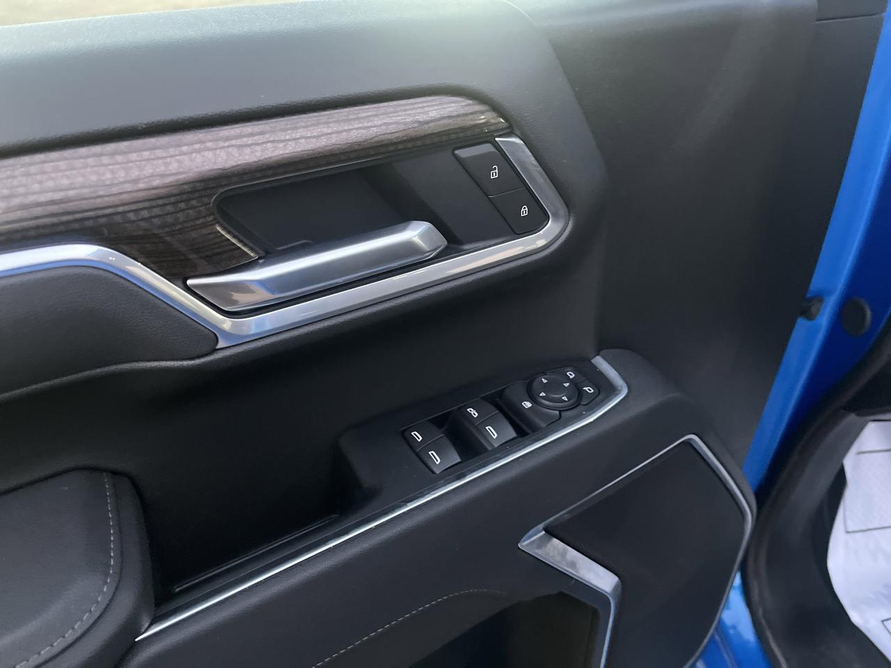 2026 Chevrolet Silverado 1500 LT Double Cab 4WD w/20s All-TerrainTires HtdSeats HtdSteeringWheel RemoteStart Saukville WI