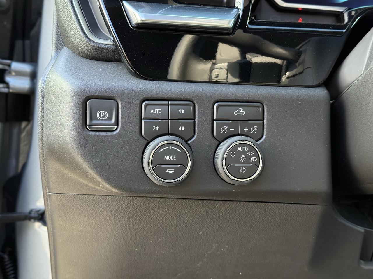 2026 Chevrolet Silverado 1500 LT Trail Boss Crestwood KY