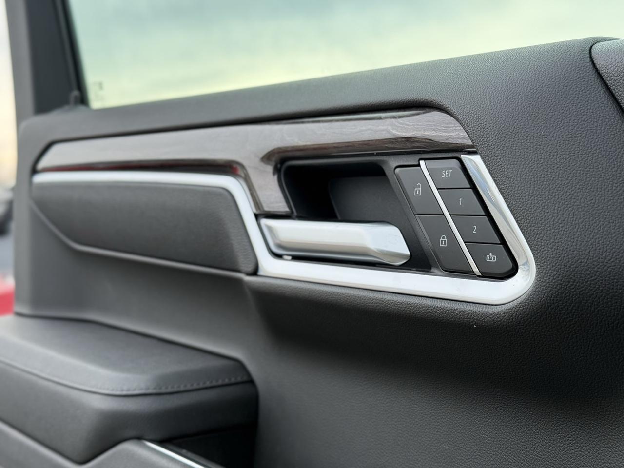 2026 Chevrolet Silverado 1500 LTZ Crestwood KY