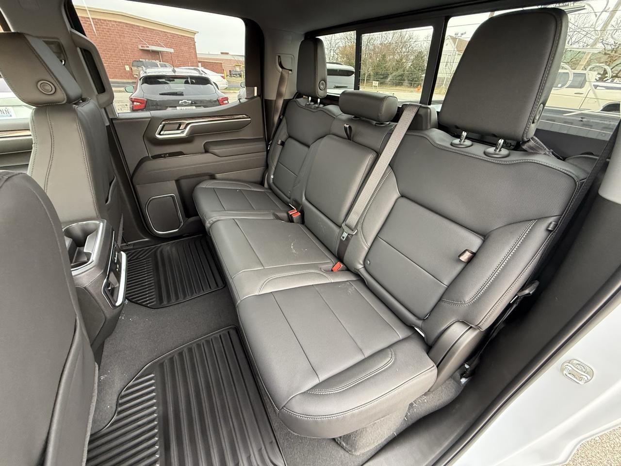 2026 Chevrolet Silverado 1500 LTZ Crestwood KY