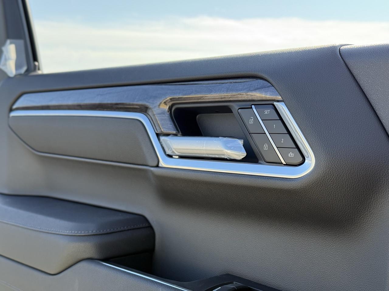 2026 Chevrolet Silverado 1500 LTZ Crestwood KY