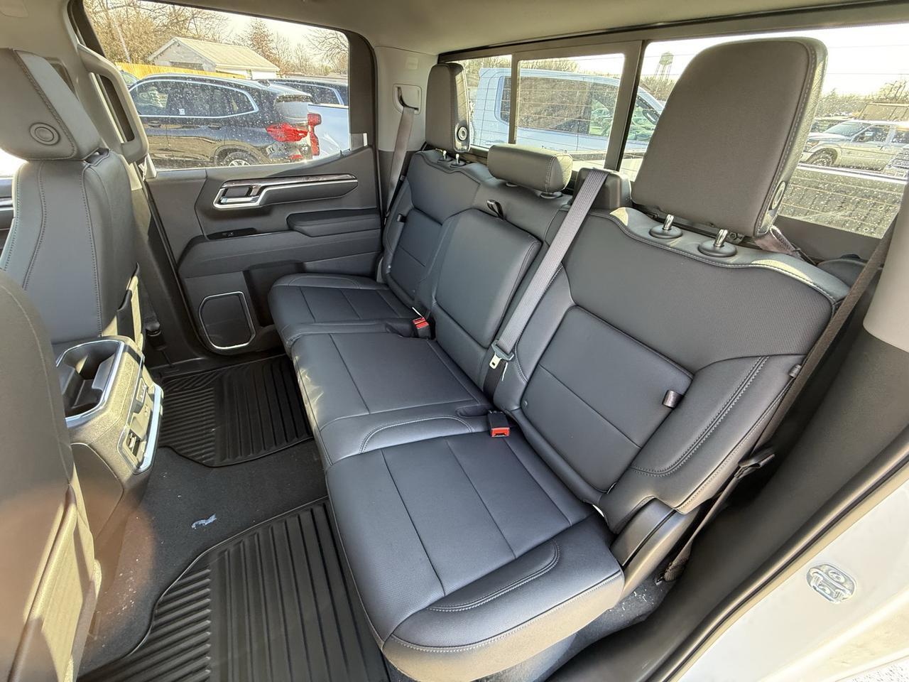 2026 Chevrolet Silverado 1500 LTZ Crestwood KY