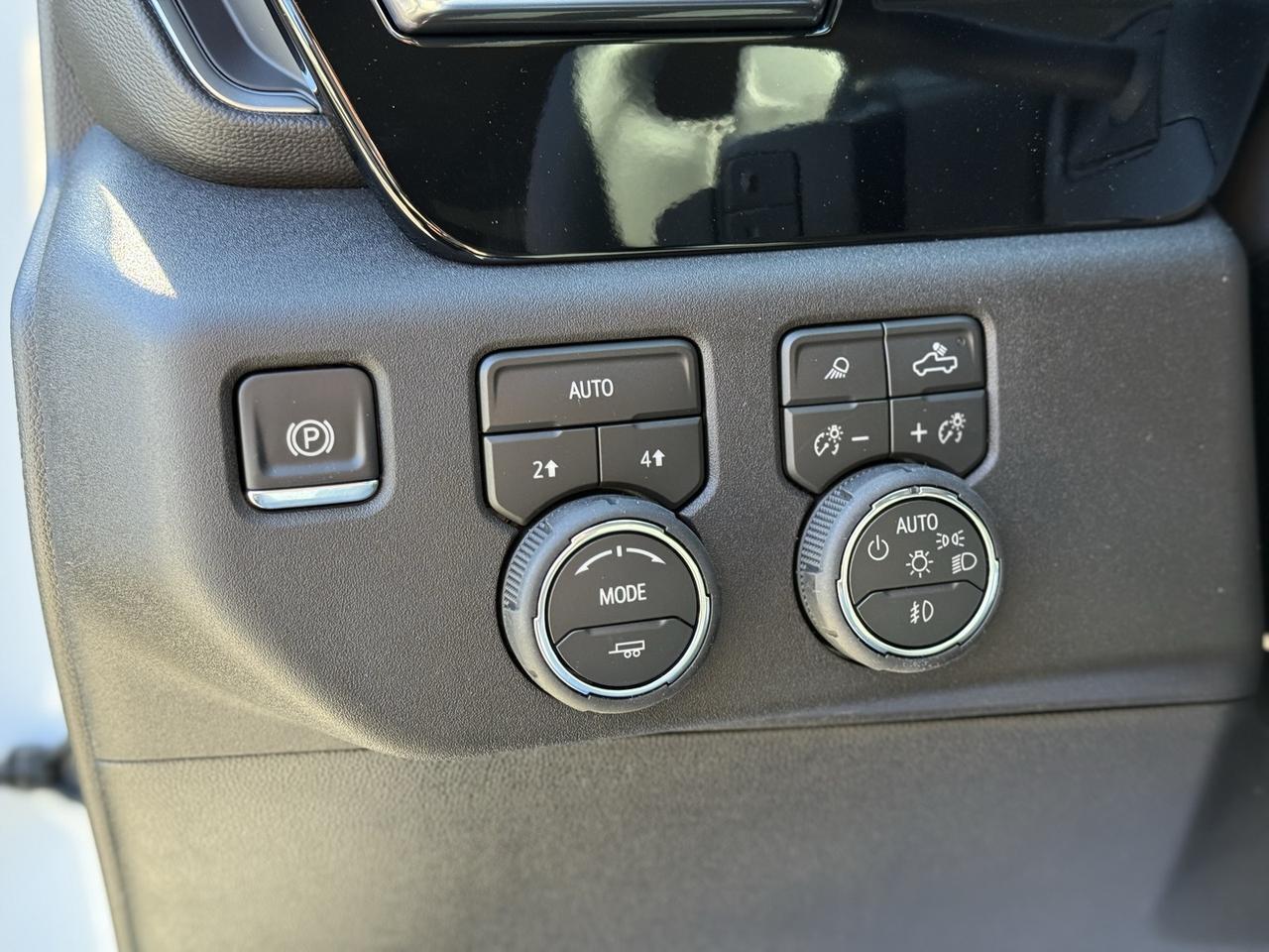 2026 Chevrolet Silverado 1500 LTZ Crestwood KY