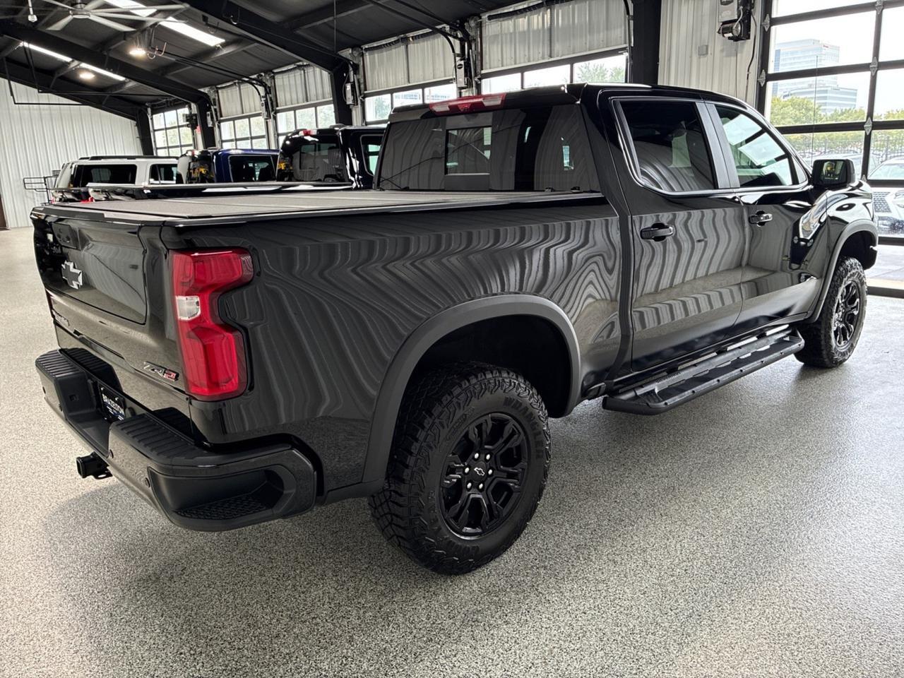 2026 Chevrolet Silverado 1500 ZR2, 6.2L, Active Exhaust, Sunroof