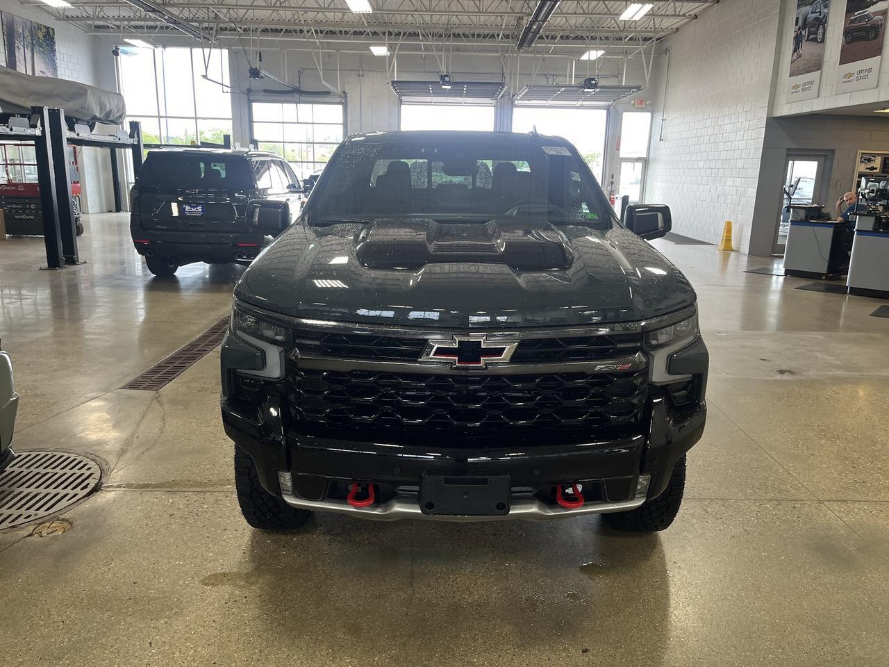 2026 Chevrolet Silverado 1500 ZR2 Crew Cab 4WD 3.0L DuramaxDiesel w/Sunroof HtdCldMemBuckets HtdSteeringWheel HD-SurroundVision
