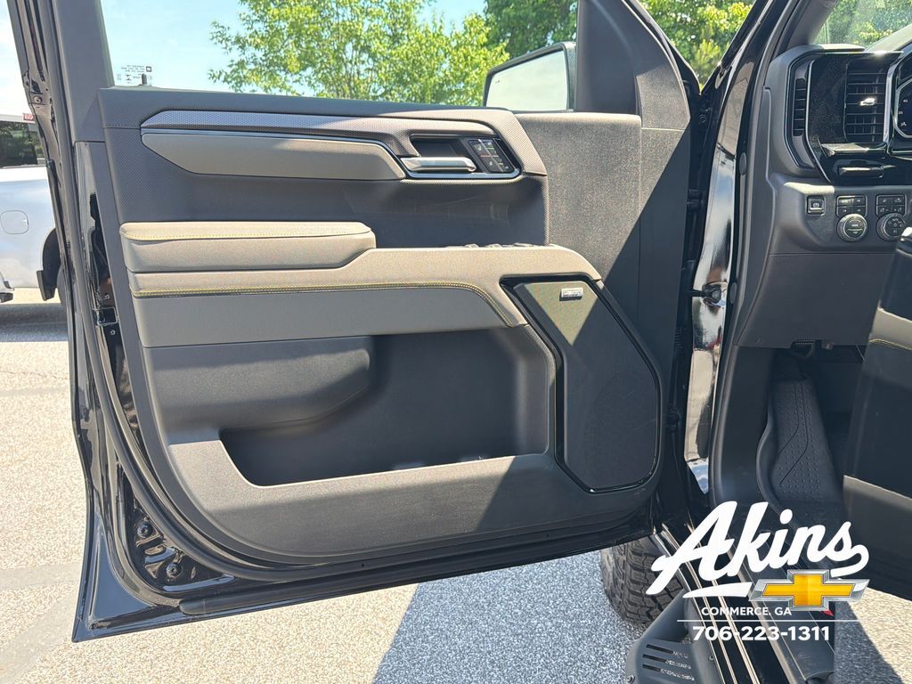 2026 Chevrolet Silverado 1500 ZR2 Commerce GA
