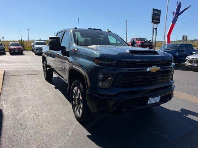 2026 Chevrolet Silverado 2500 HD Custom Farmington MO