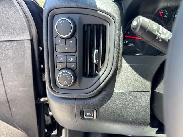2026 Chevrolet Silverado 2500HD Custom Kerrville TX