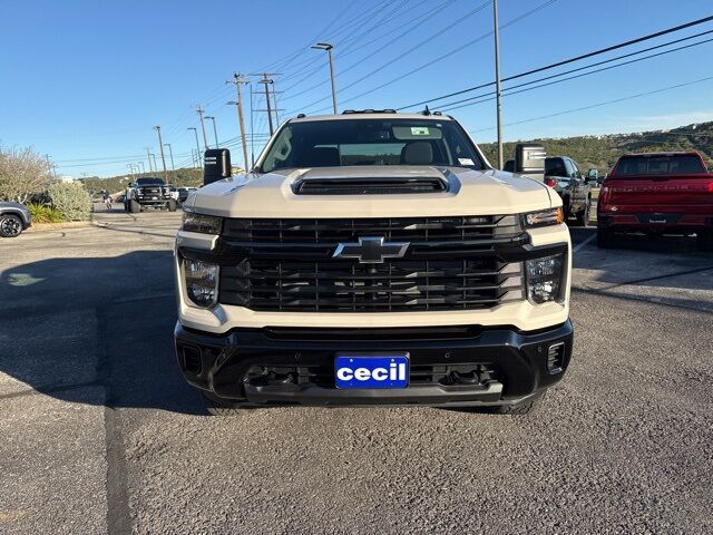 2026 Chevrolet Silverado 2500HD Custom