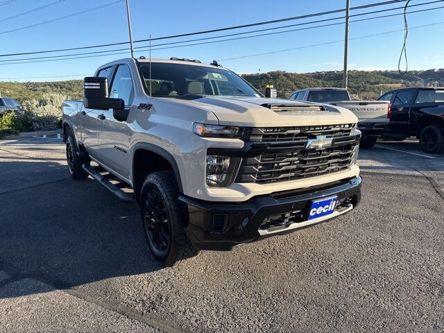 2026 Chevrolet Silverado 2500HD Custom