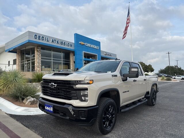 2026 Chevrolet Silverado 2500HD Custom