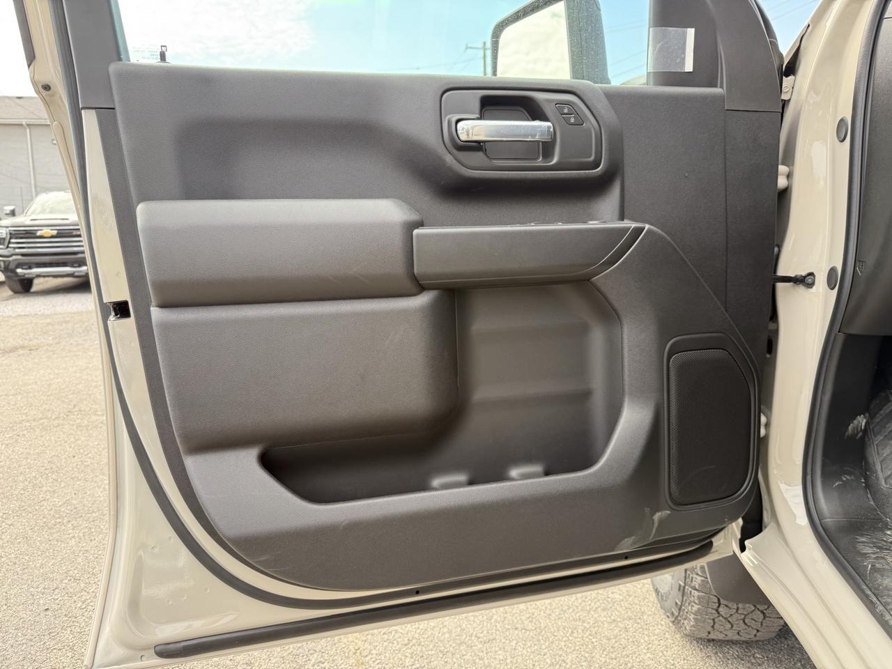 2026 Chevrolet Silverado 2500HD Custom Crestwood KY