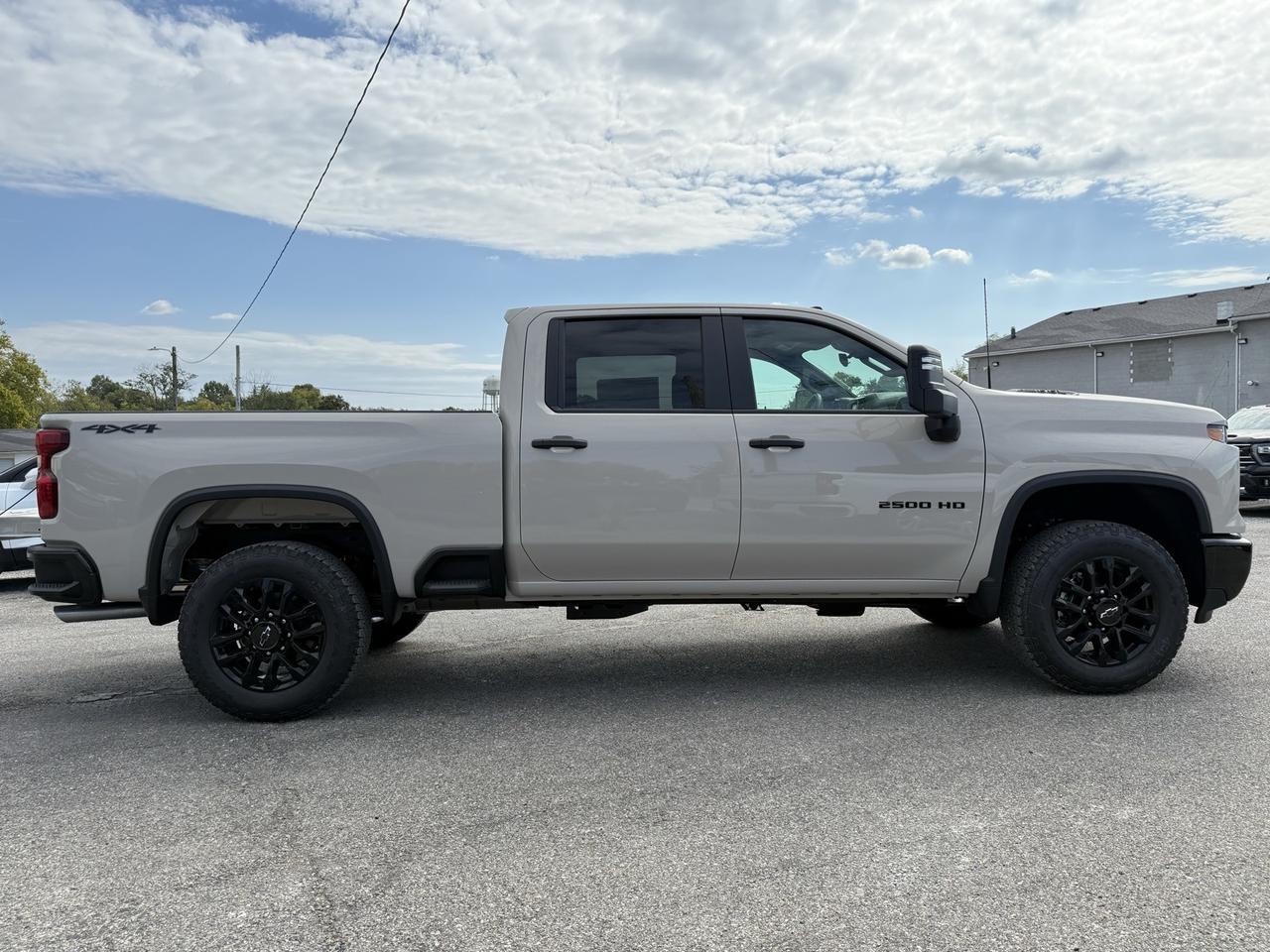 2026 Chevrolet Silverado 2500HD Custom Crestwood KY