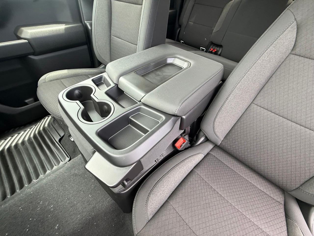 2026 Chevrolet Silverado 2500HD Custom Crestwood KY