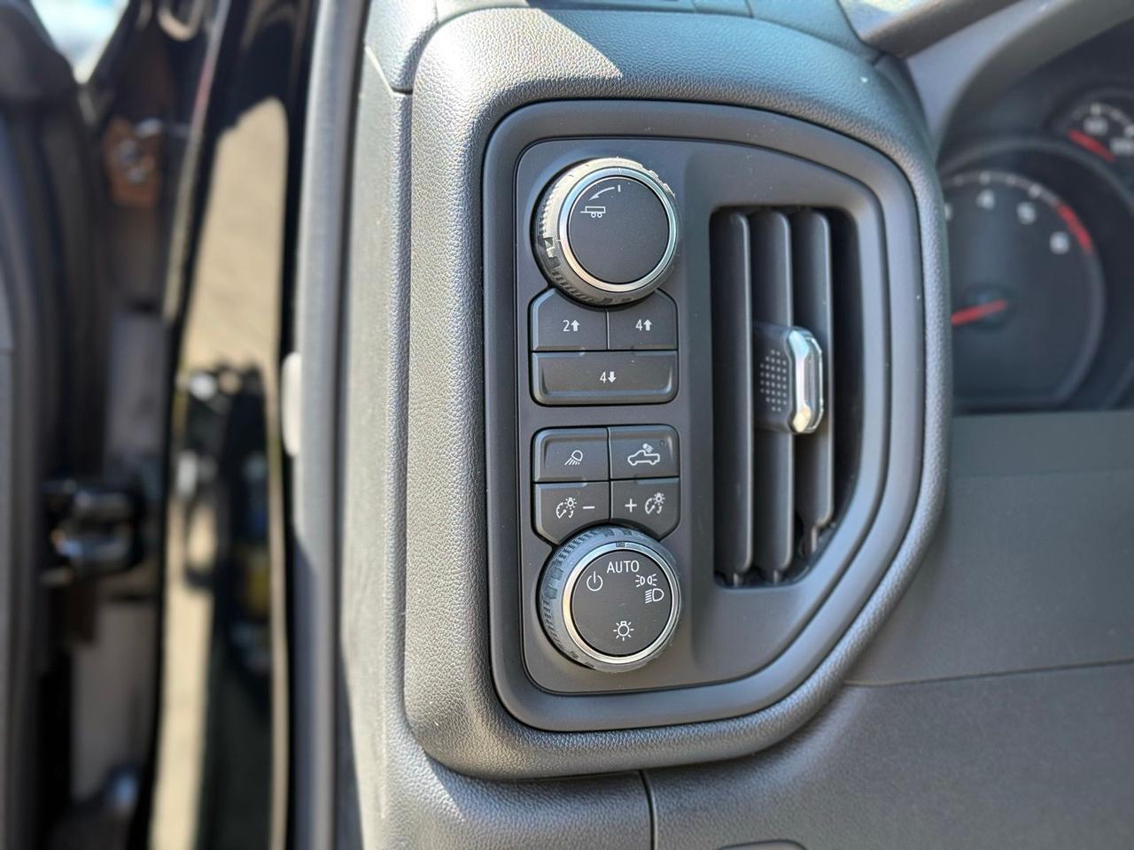2026 Chevrolet Silverado 2500HD Custom Crestwood KY
