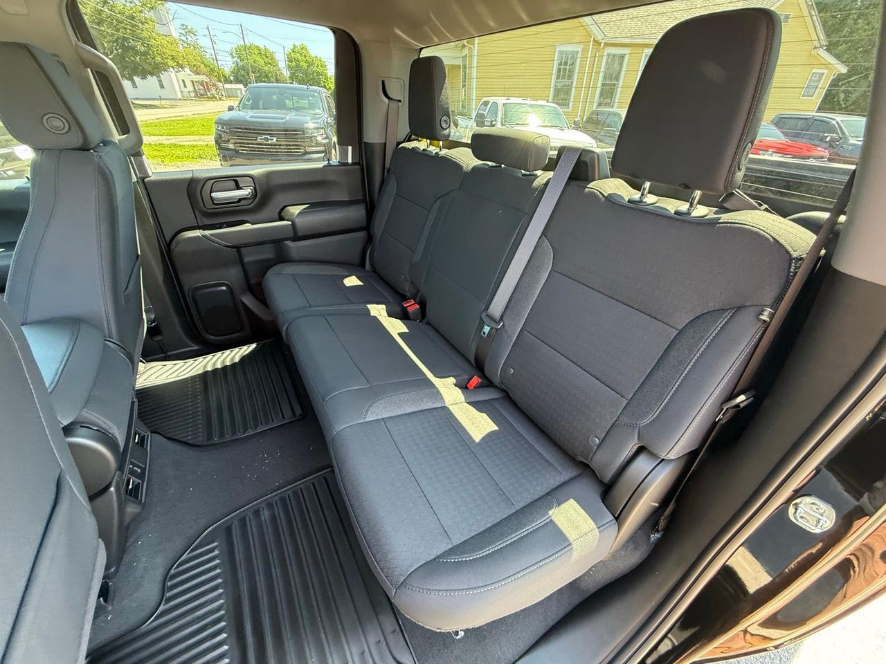 2026 Chevrolet Silverado 2500HD Custom Crestwood KY