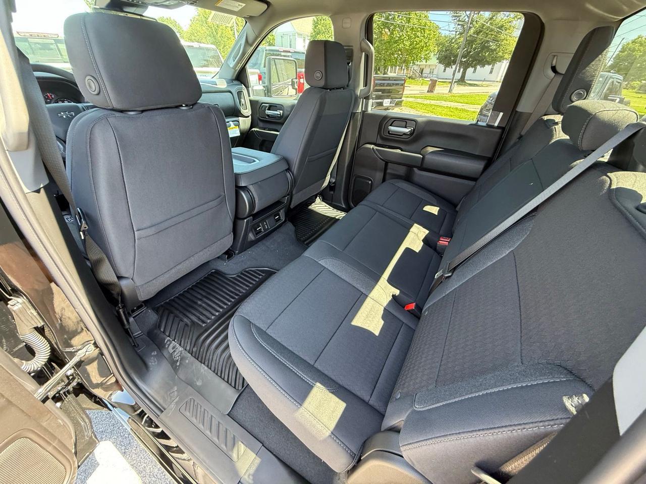 2026 Chevrolet Silverado 2500HD Custom Crestwood KY